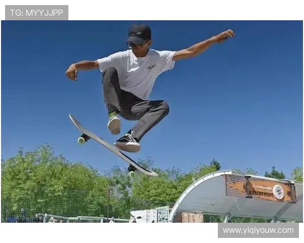 广州极限运动队在世界滑板锦标赛中的灵活性表现与战术分析